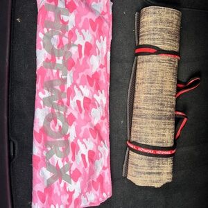HOTWORX Mat & Towel